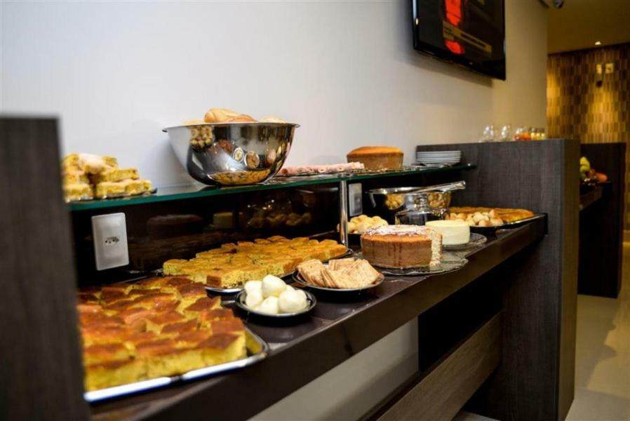 Grand Cafe Hotel 마뉴아수 외부 사진