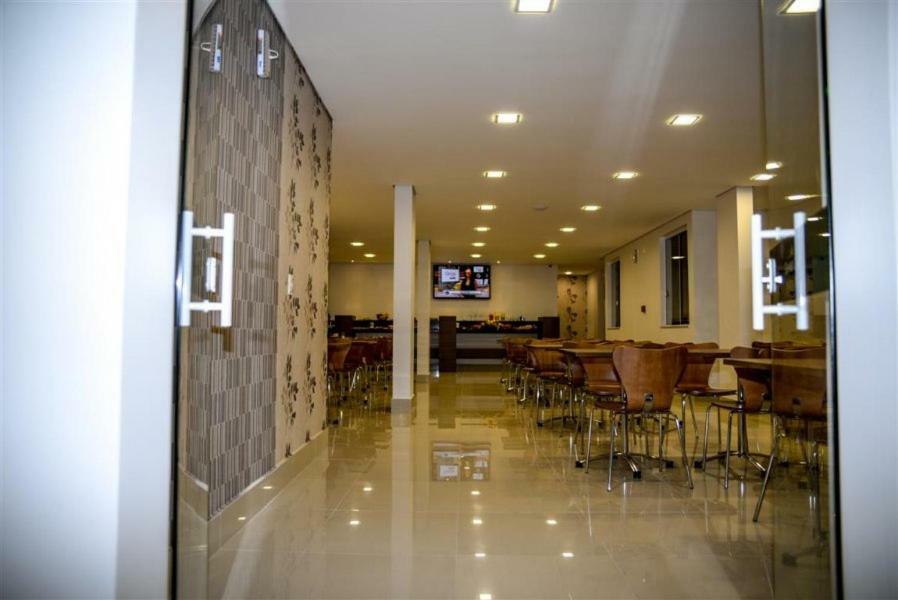 Grand Cafe Hotel 마뉴아수 외부 사진
